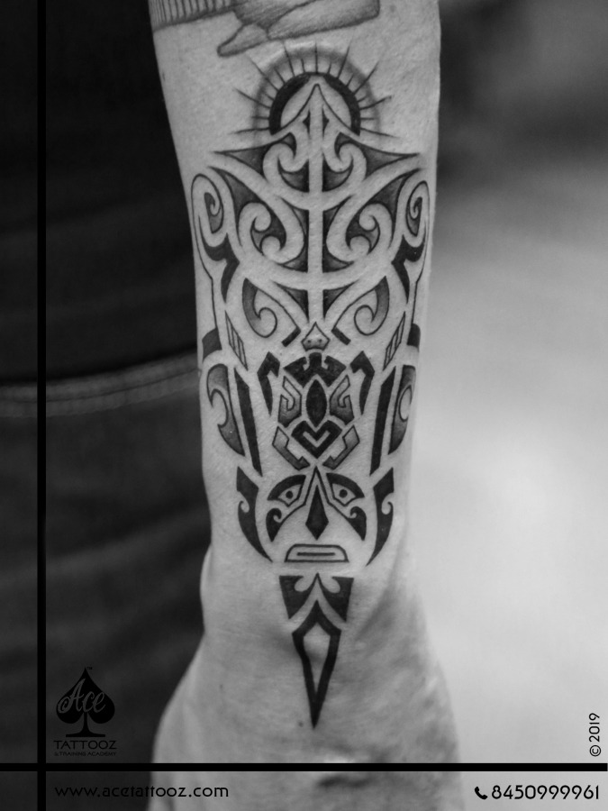 Maori Polynesian Tattoo Bracelet Tribal Sleeve Seamless Pattern Vector  Samoan Border Tattoo Design Fore Arm Or Foot Stock Illustration  Download  Image Now  iStock
