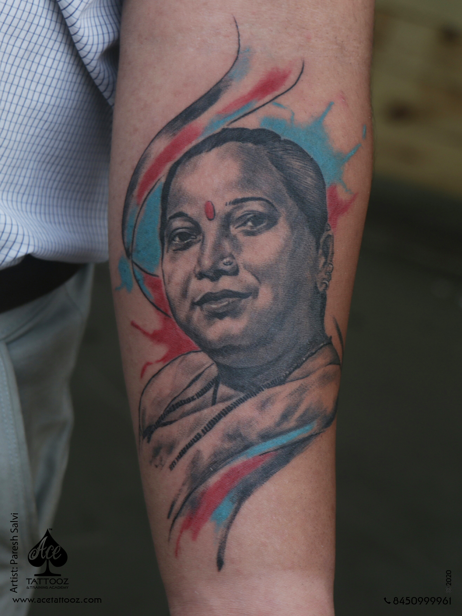 Late Sidhu Moose Walas Father Gets Sons Face Tattooed On Arm  odishabytes