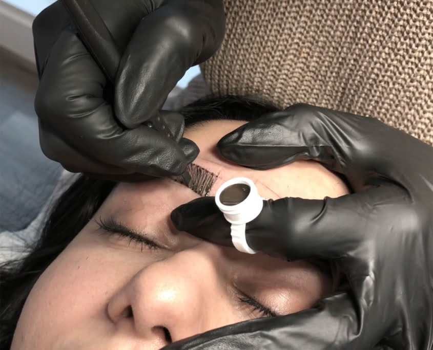 1000X837px_Eyebrows-mapping-1-845×684