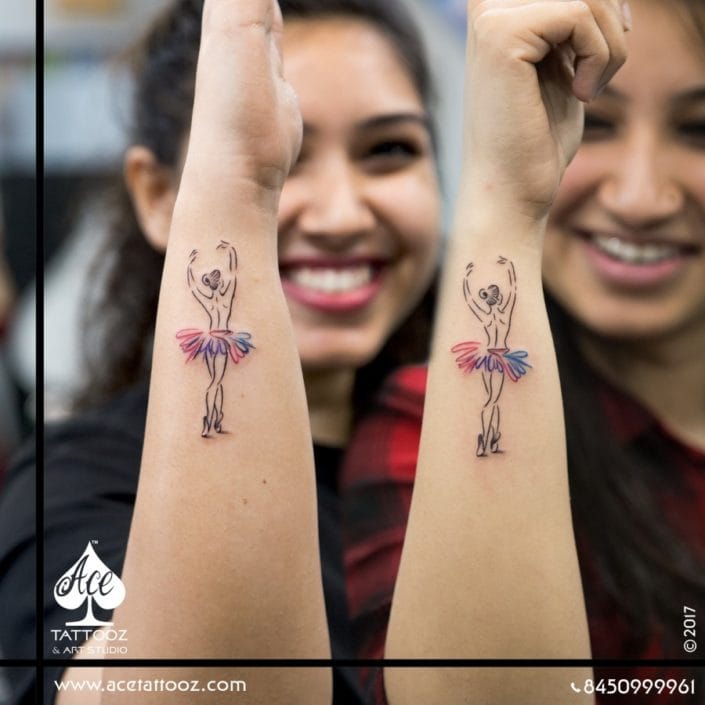 Sister-Couple-Black-and-Grey-Tattoo-Designs-705×705