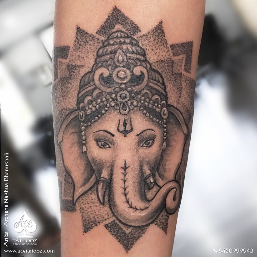 गणेशोत्सवाच्या हार्दिक शुभेच्छा 🙏🎉 🌸 🍃🕉️🐘 ….#GaneshTattoo #GaneshaTattoo #LordGaneshaTat (2)