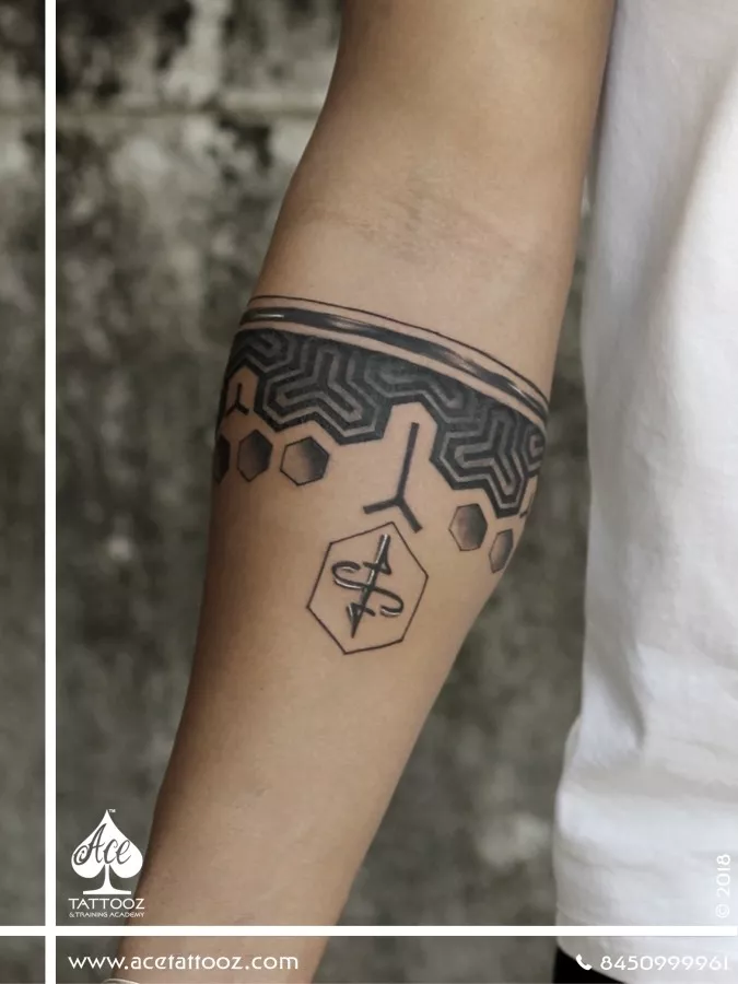 Armband Tattoo - Ace Tattooz