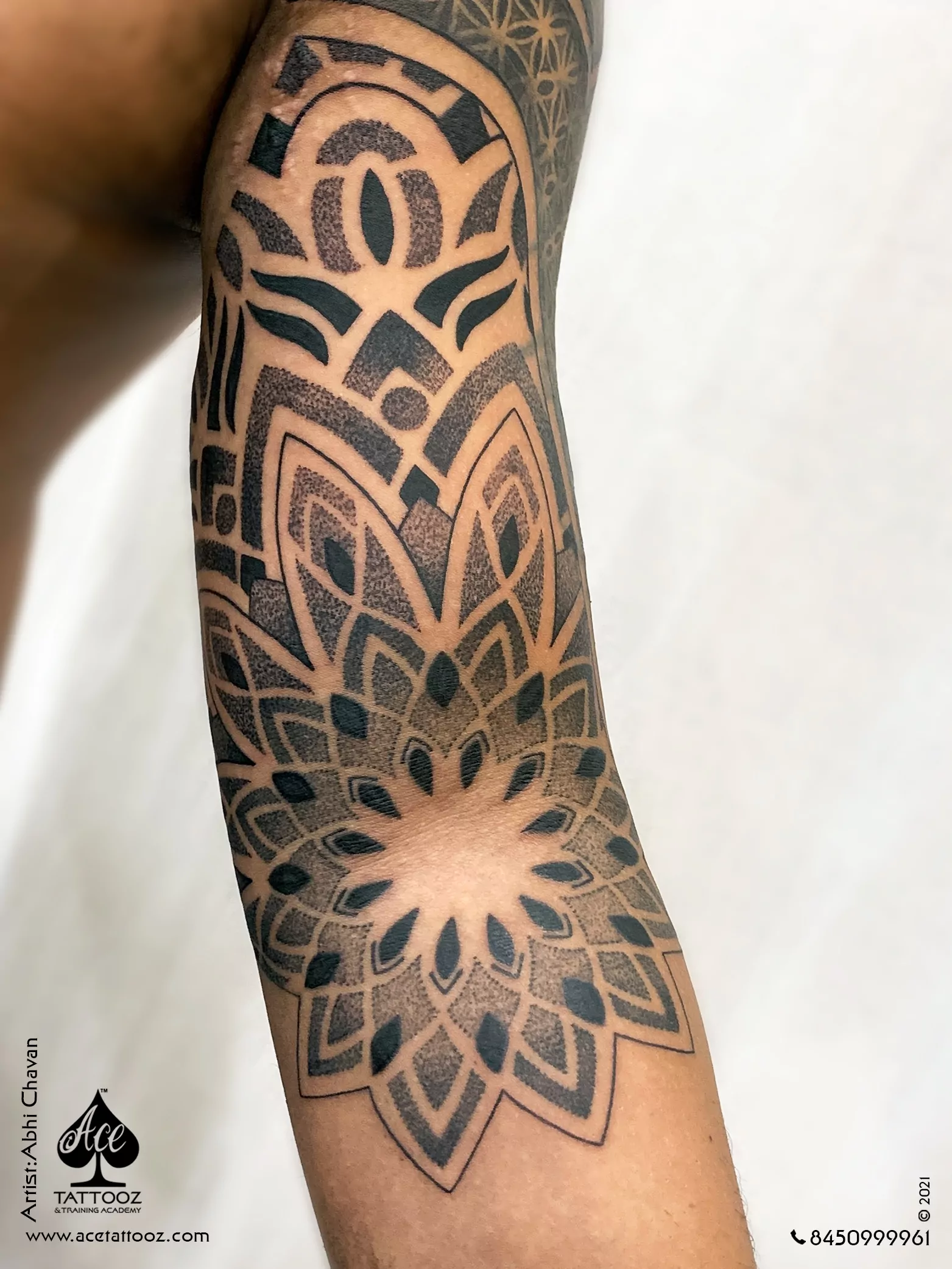 mandala  tattoo  shoulder  dotwork  linework  or  Flickr